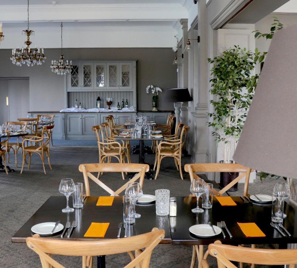 בושמילס Causeway Hotel מראה חיצוני תמונה